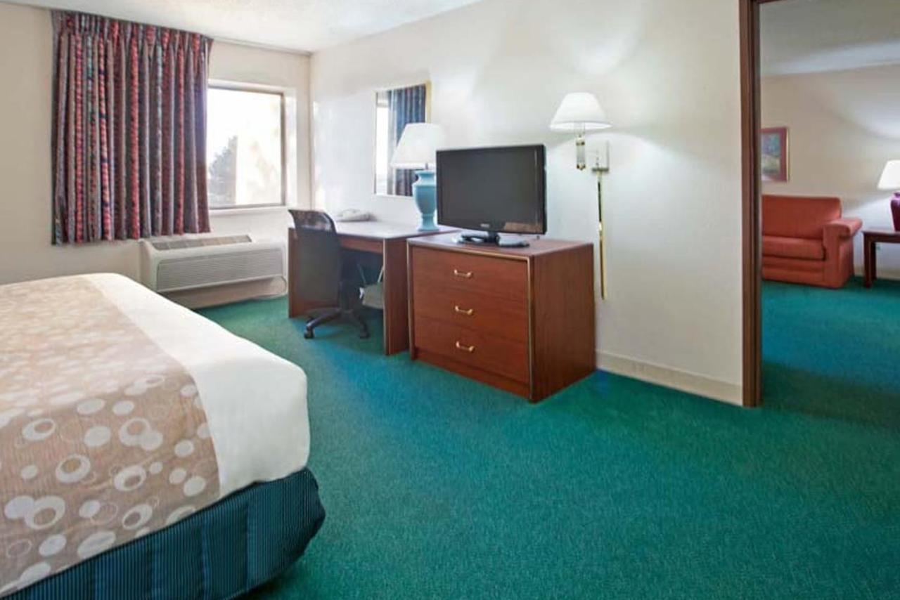 La Quinta Inn By Wyndham Indianapolis East-Post Drive Exterior foto